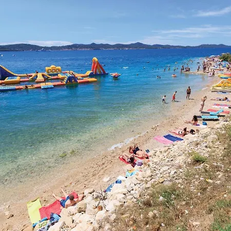 Apartment 3 Bedroom In Zadar