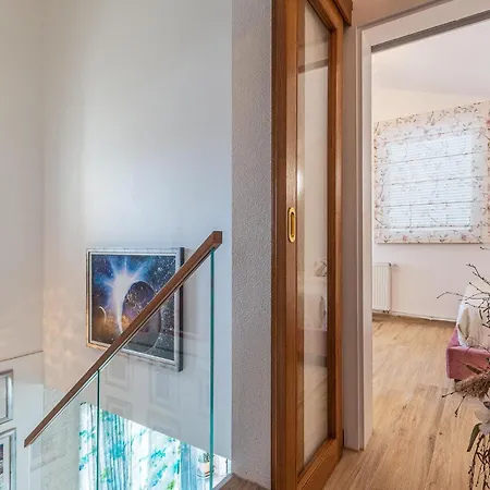 Apartman Cozy In With Wifi *
