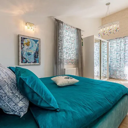 Apartman Cozy In With Wifi