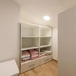Lovely Apartment In Zadar With Wifi *