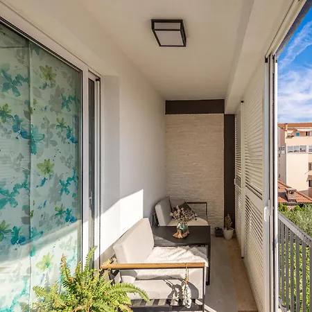 Apartman 3 Bedroom In *