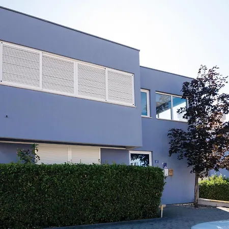 3 Bedroom In Apartman Zadar